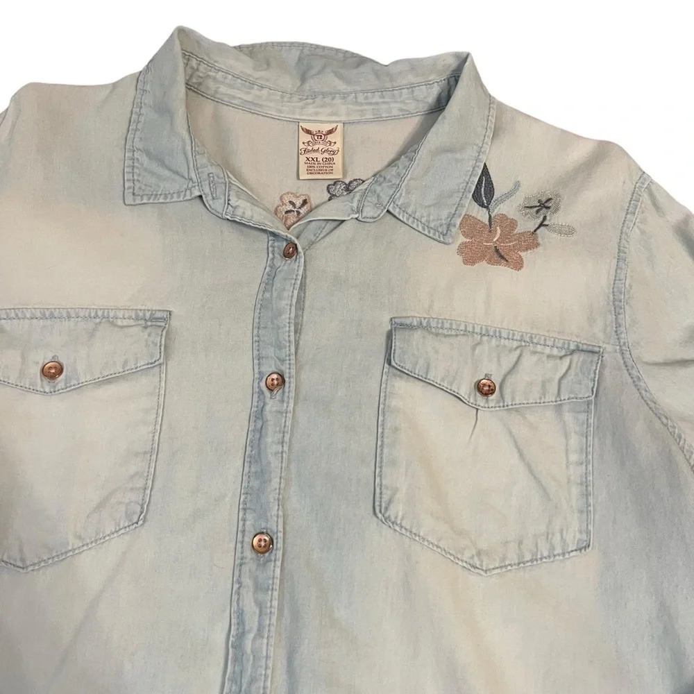 Denim Chambray Floral Embroidered Button Down Shirt XXL - Picture 2 of 6